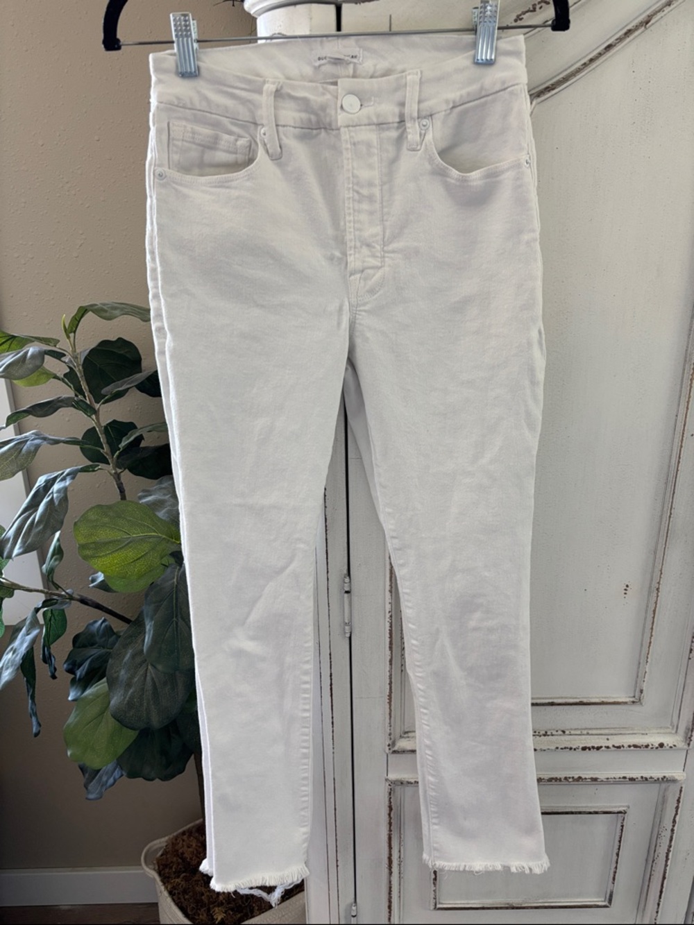 Good American Jeans Womens 2/26 White High Rise Straight Raw Hem Stretch Denim